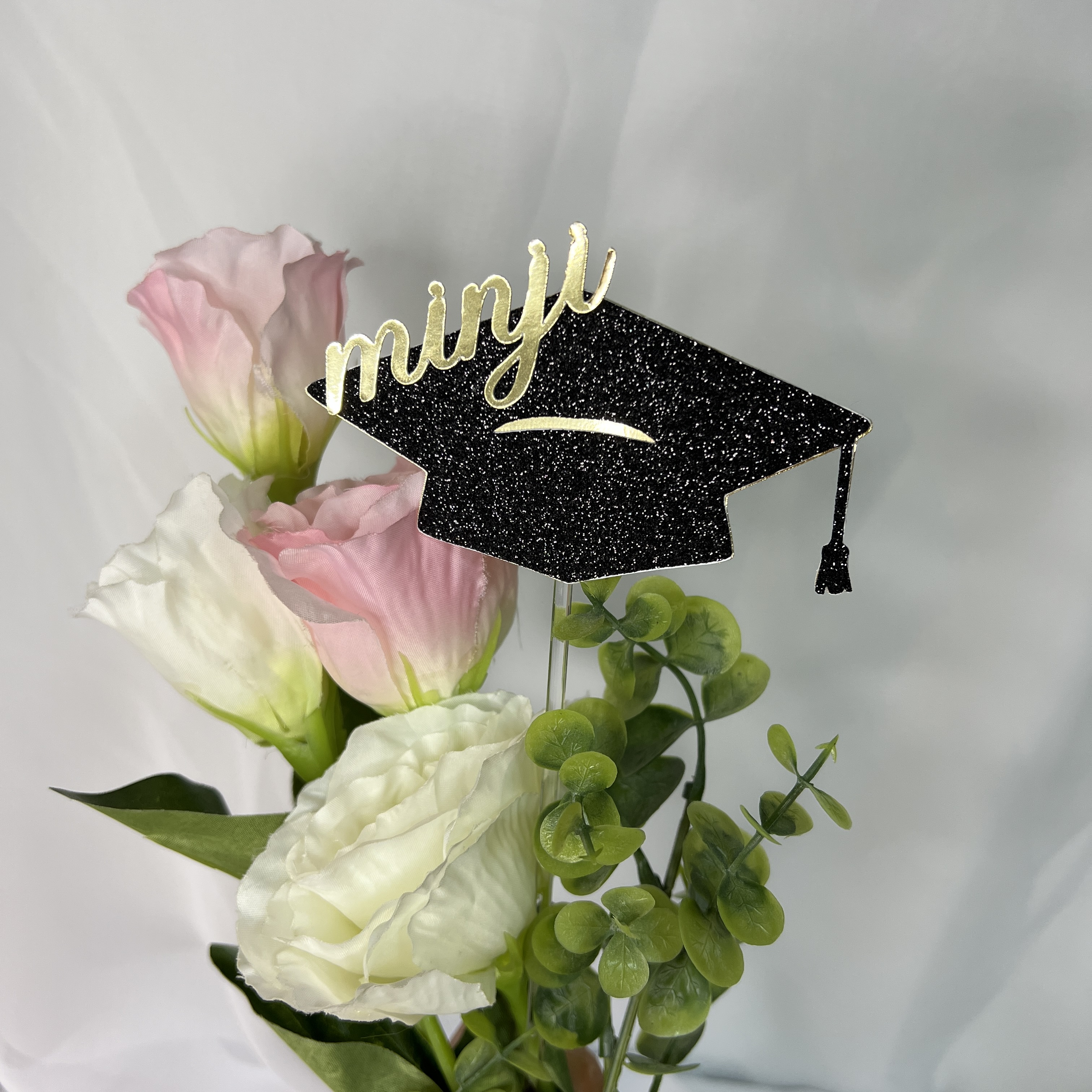 졸업식 축하 학사모 글리터 토퍼 학사 석사 박사 이름 졸업 꽃다발 고등학교 대학교 제품 이미지