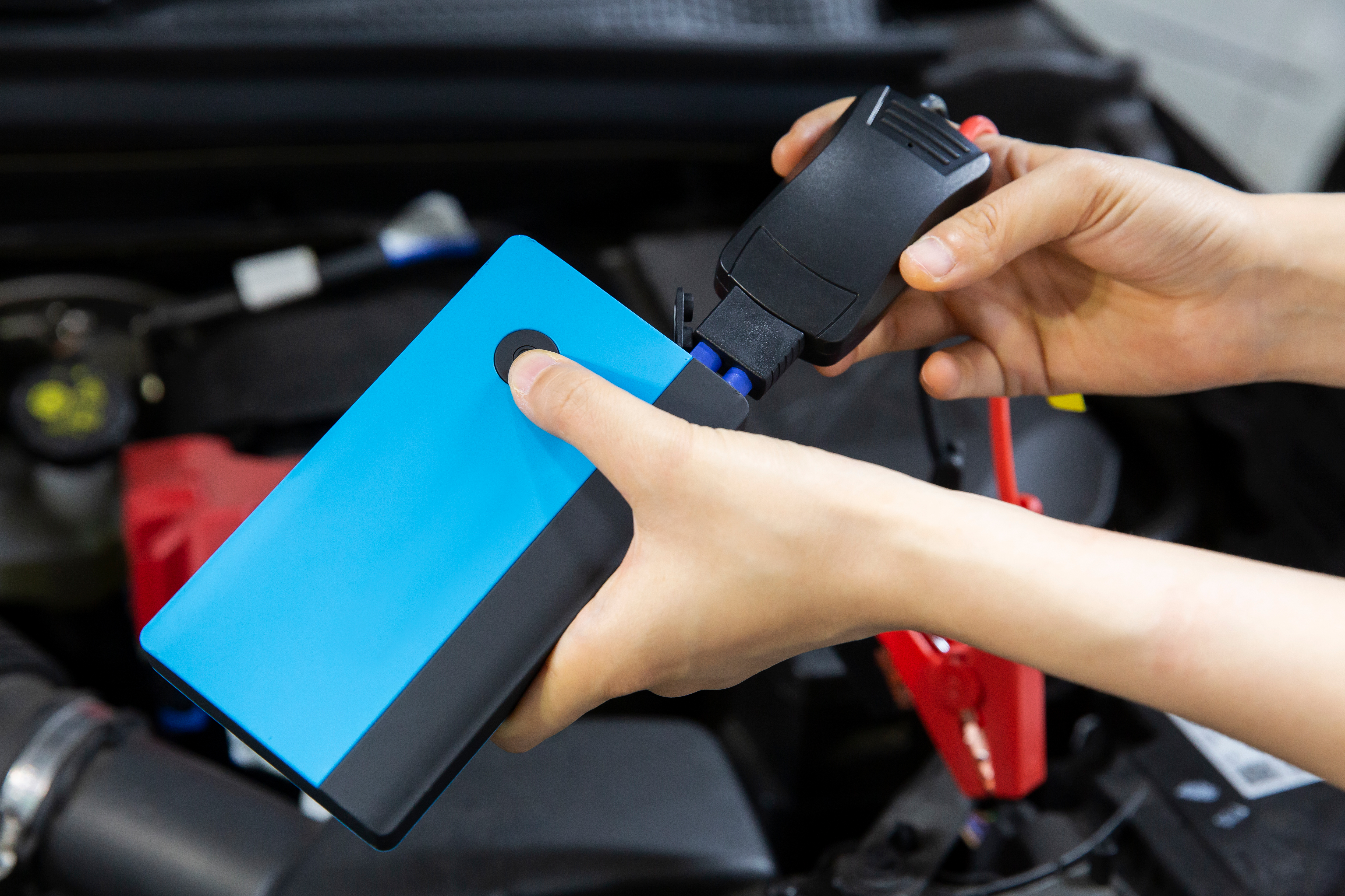 차량 점프 스타터 매버릭 휴대용 12V 자동차 오토바이 배터리 방전 충전기 시동 스타트