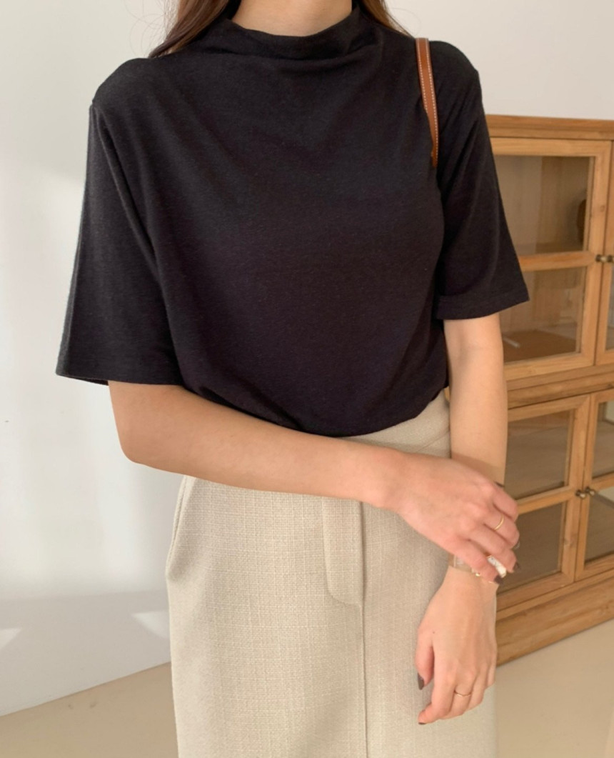 루이사 봄 가을 여성 하이넥 심플 기본티 레이어드 폴라 반팔 티셔츠(4color) 이미지 3