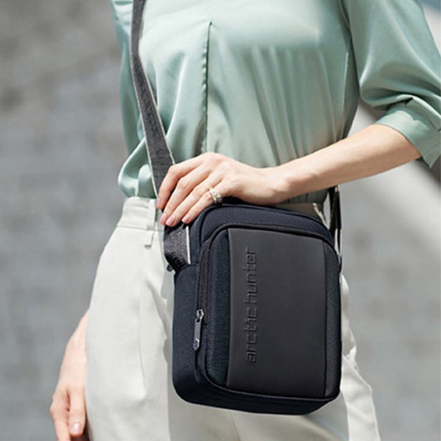 남자미니크로스백 남성미니백 가방 메신저백