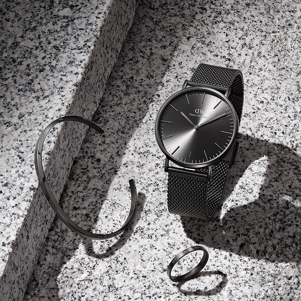 다니엘 웰링턴 CLASSIC MESH GRAPHITE 밀레니즈밴드 남자시계
