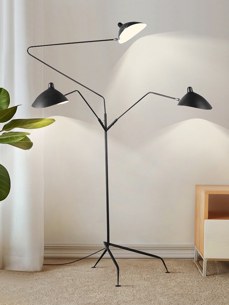 세르주무이 스탠딩 3암스 관절 램프 플로어 거실 옷가게 수입조명 - 상세 이미지 3