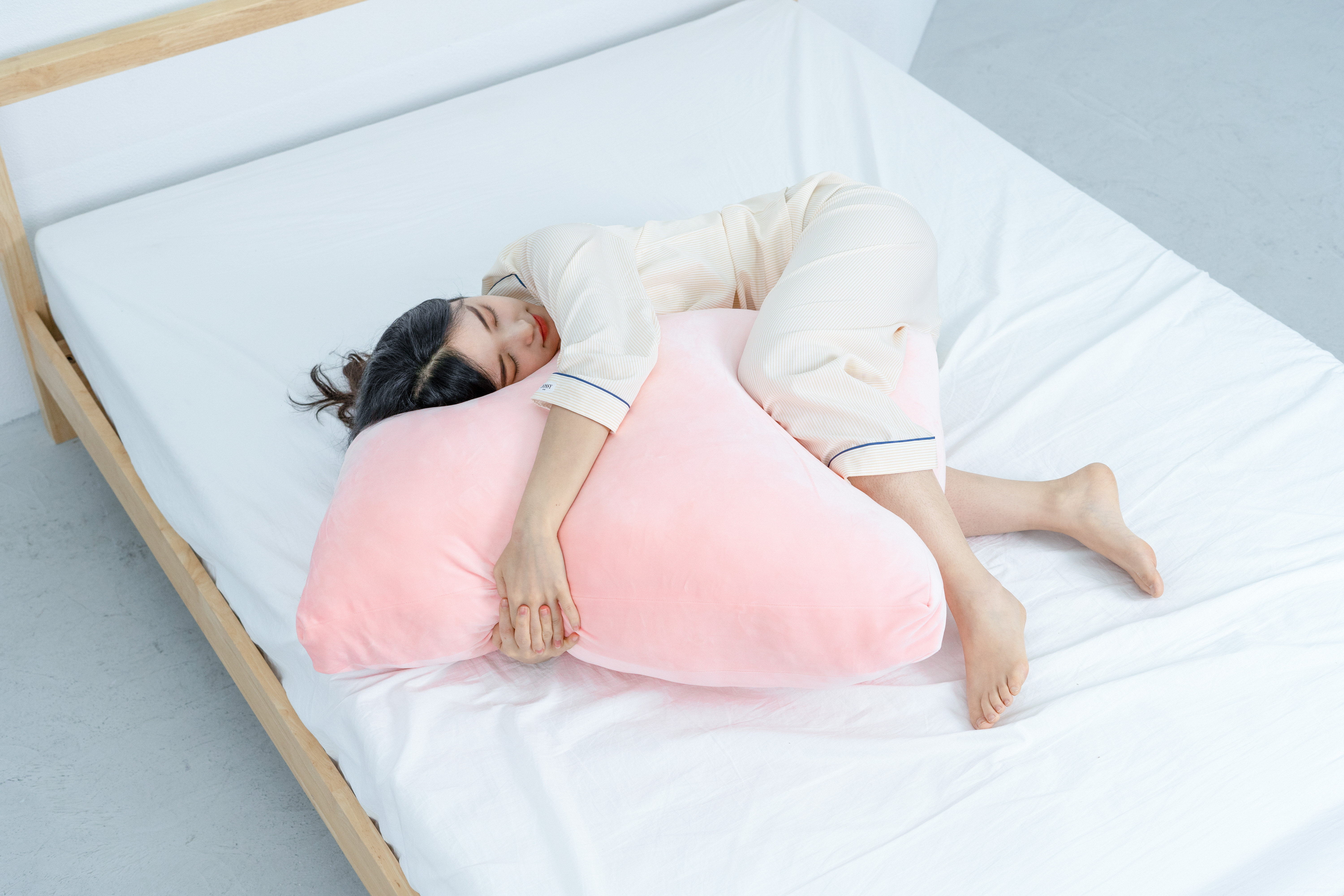 말랑구름 필로우 대형쿠션 모찌필로우 애착인형 쿠션