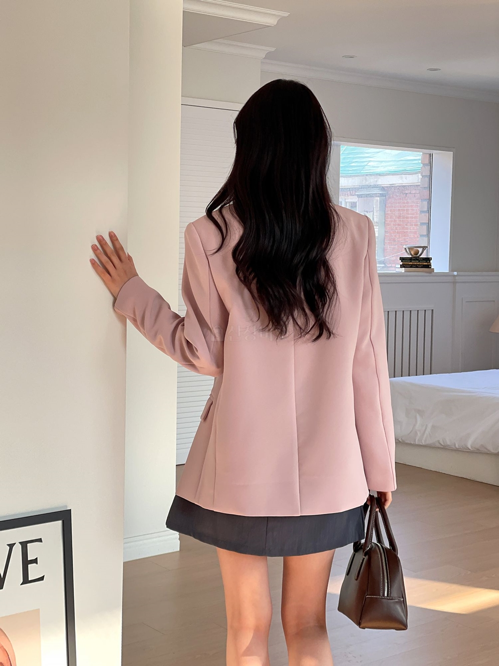 기본 카라 싱글 정장 오피스룩 자켓 이미지 8