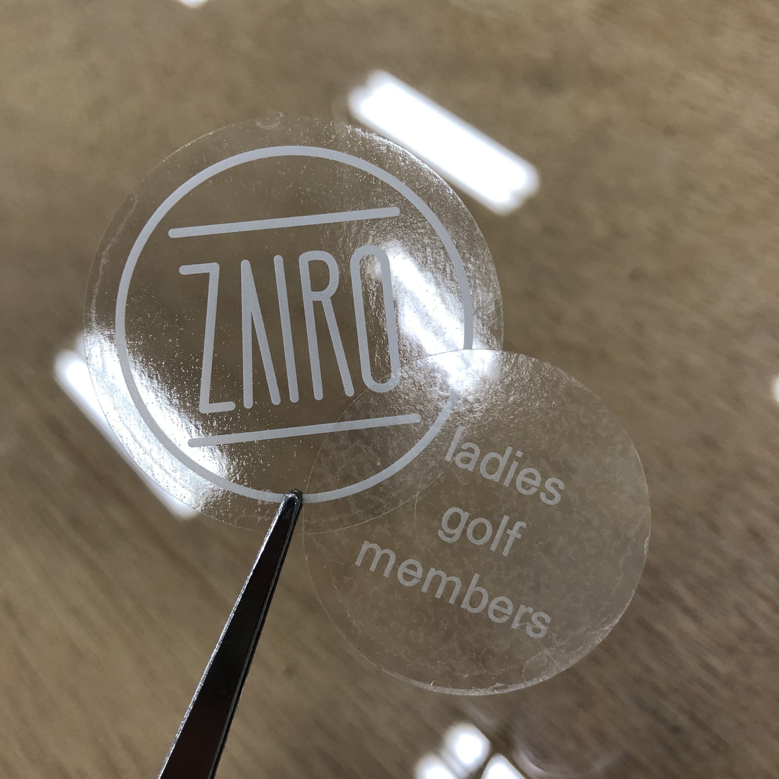 투명스티커 주문 제작 대량 소량 로고 인쇄 업체 옵셋 디지털 UV 도무송 사각 샘플 이미지 2