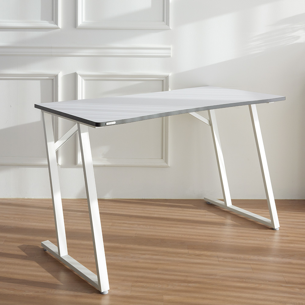 제닉스 ARENA POLAR DESK 1200 컴퓨터 게이밍책상