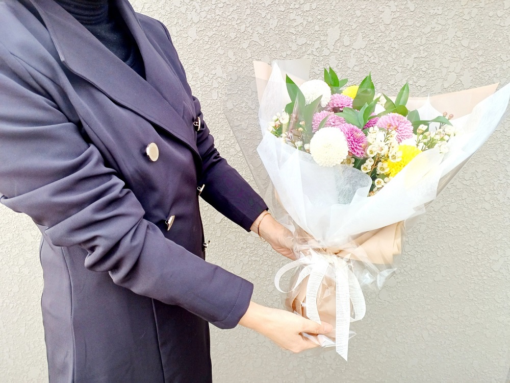 유스풀몰 사진과 같은 퐁퐁 한다발 졸업식 꽃배달 싼곳 생화 택배 이미지 7