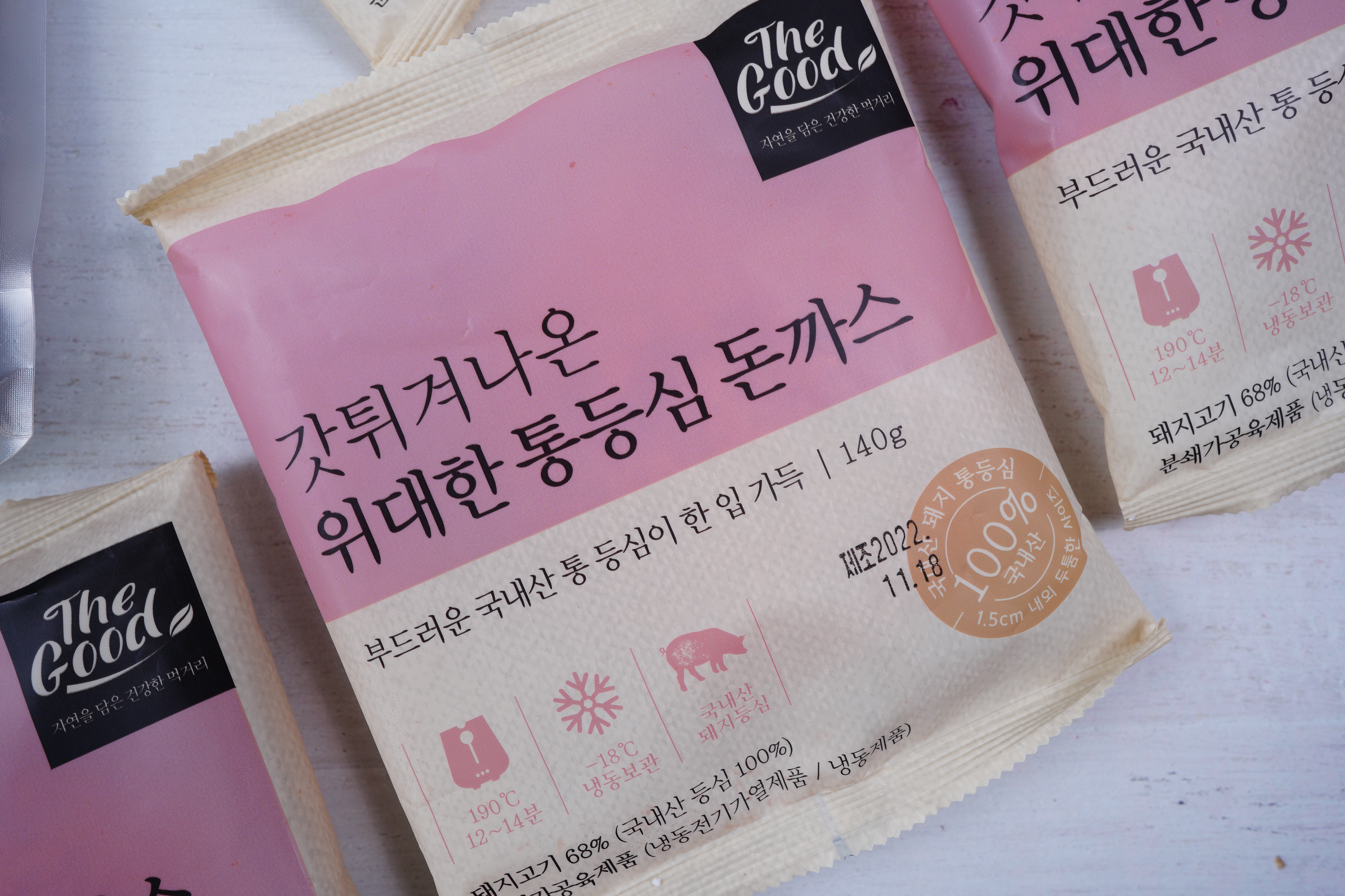 더굿 갓 튀겨나온 통등심 치즈롤 돈까스 생과일 카츠소스 에어프라어 돈가스 140g 2개 - 상세 이미지 3