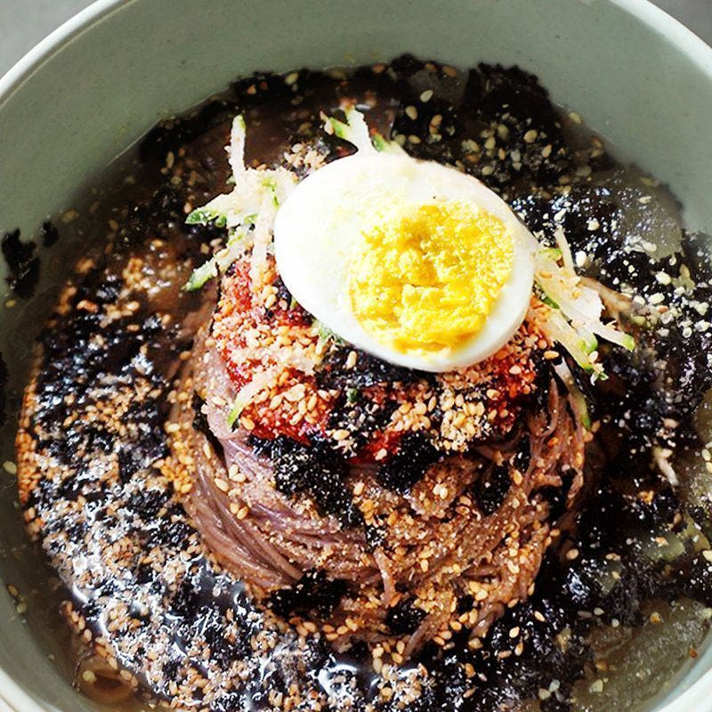 동해막국수 비빔막국수1팩+물막국수1팩 생메밀면 육수 양념장 동봉 가격 추이 세이브 밀 동해막국수 비빔막국수1팩+물막국수1팩 생메밀면 육수 양념장 동봉 - 최저가 8,900원