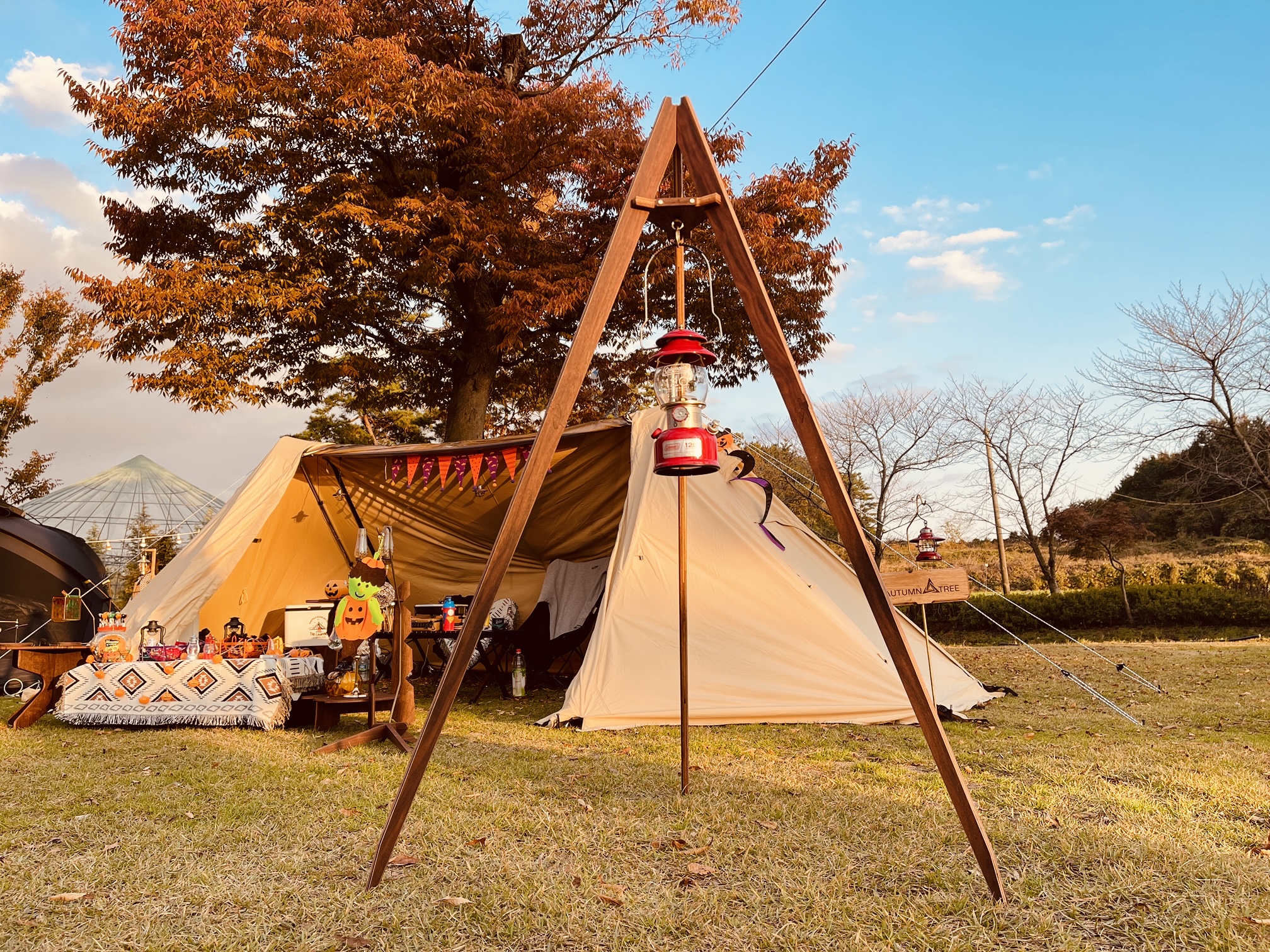 콤파스 랜턴걸이 AUTUMNTREE 캠핑소품 용품 핸드메이드 수제작 월넛 원목