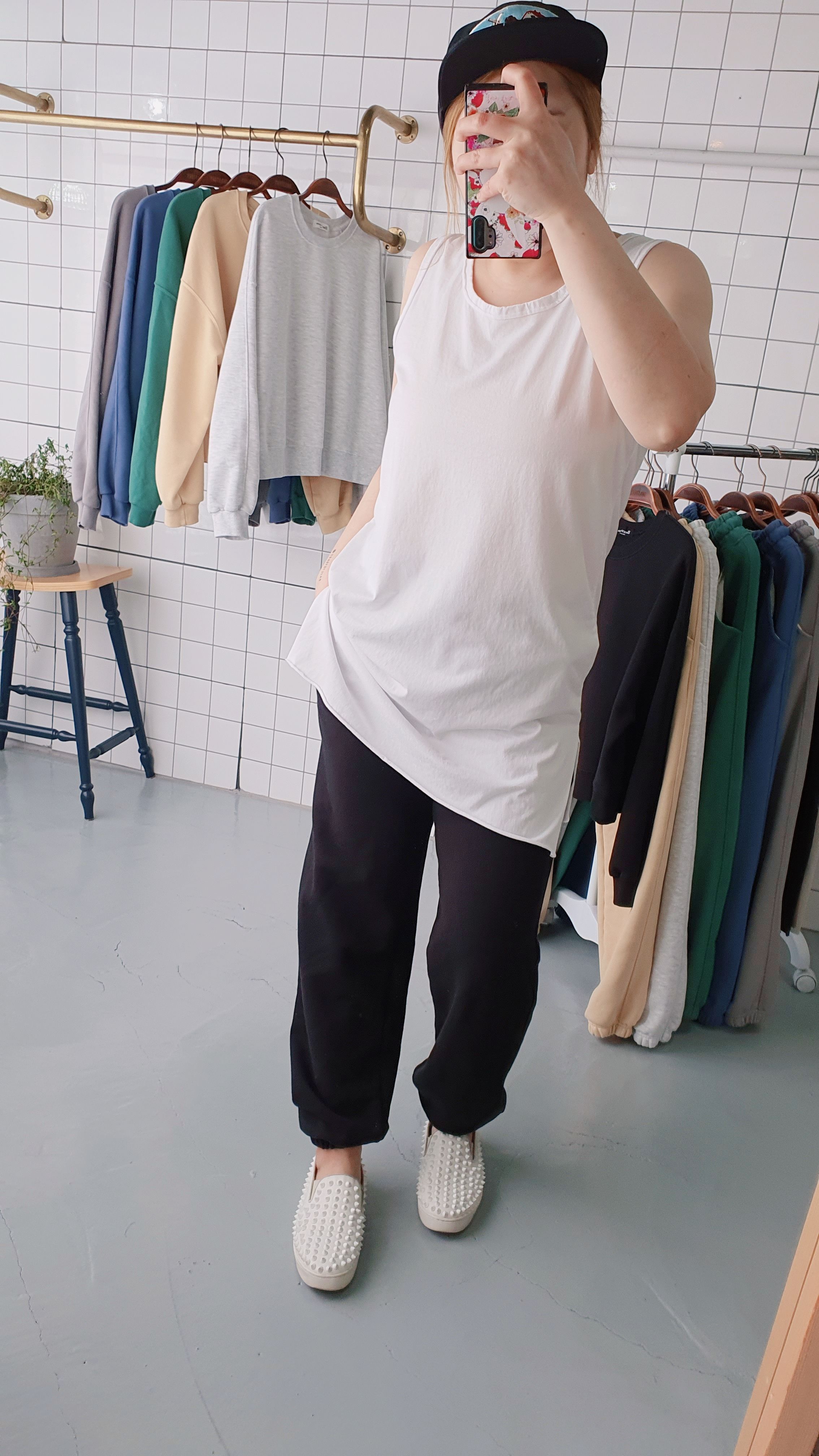 베이직 민소매 옆트임 롱 티셔츠 이미지 3