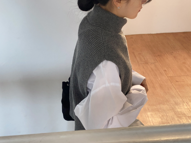 【3/24削除予定】nagonstans ハイネックベスト Planinレイヤードウール入りタートルネックニットベスト