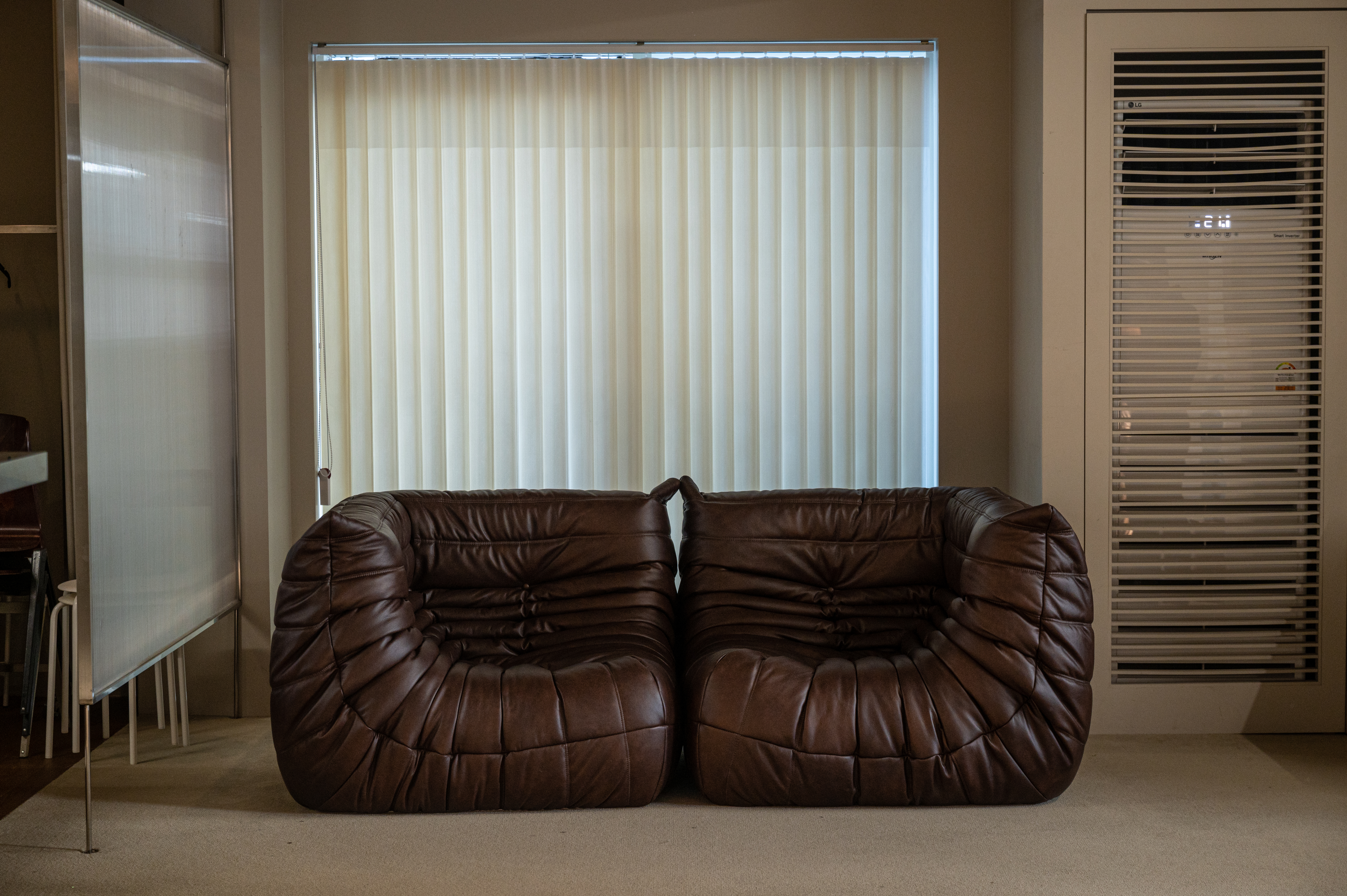 PH17 코너+코너 가죽모듈쇼파 내추럴 통가죽 천연면피 전체가죽 4인 번데기 빈백소파