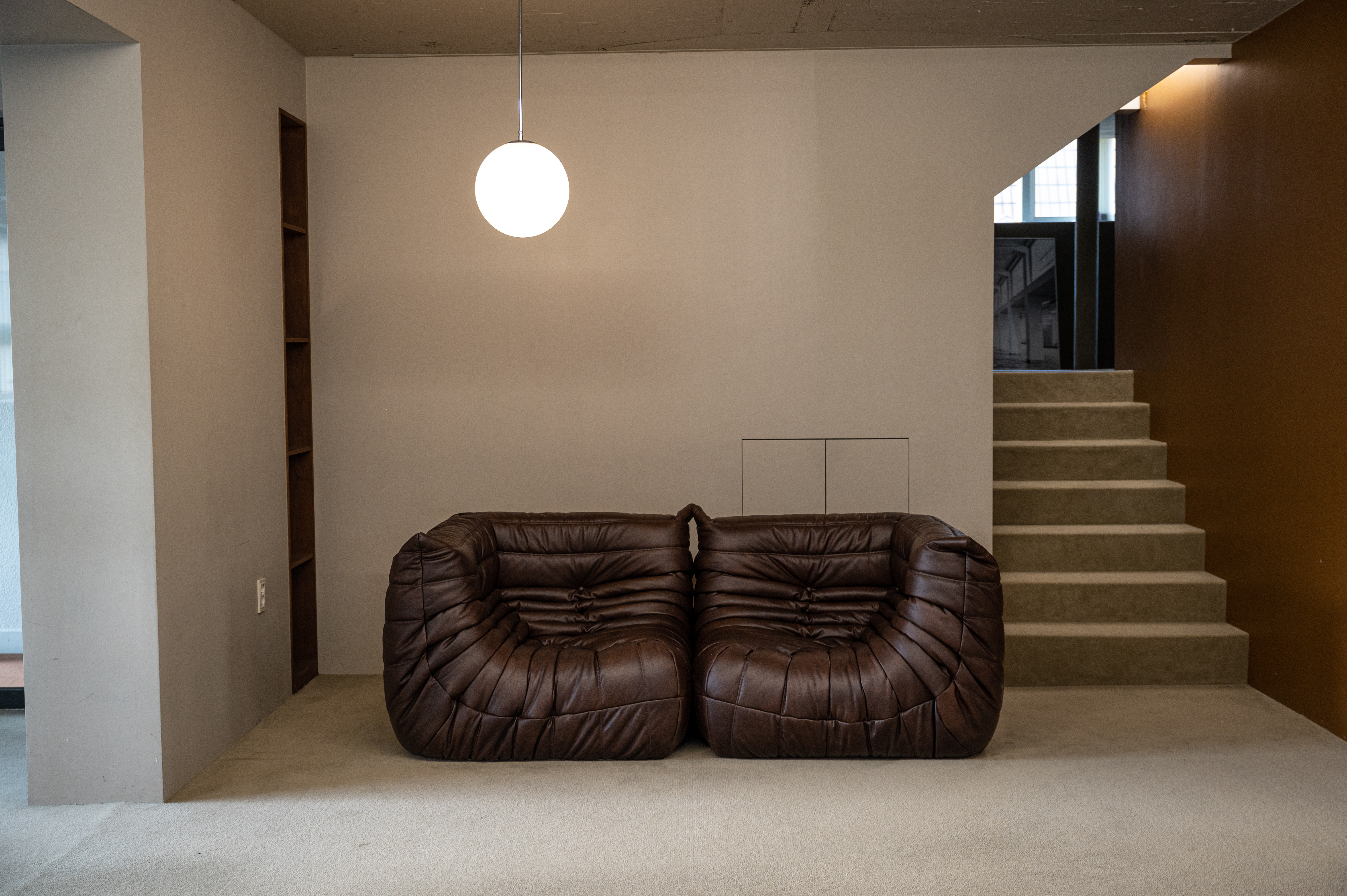 PH17 코너+코너 가죽모듈쇼파 내추럴 통가죽 천연면피 전체가죽 4인 번데기 빈백소파