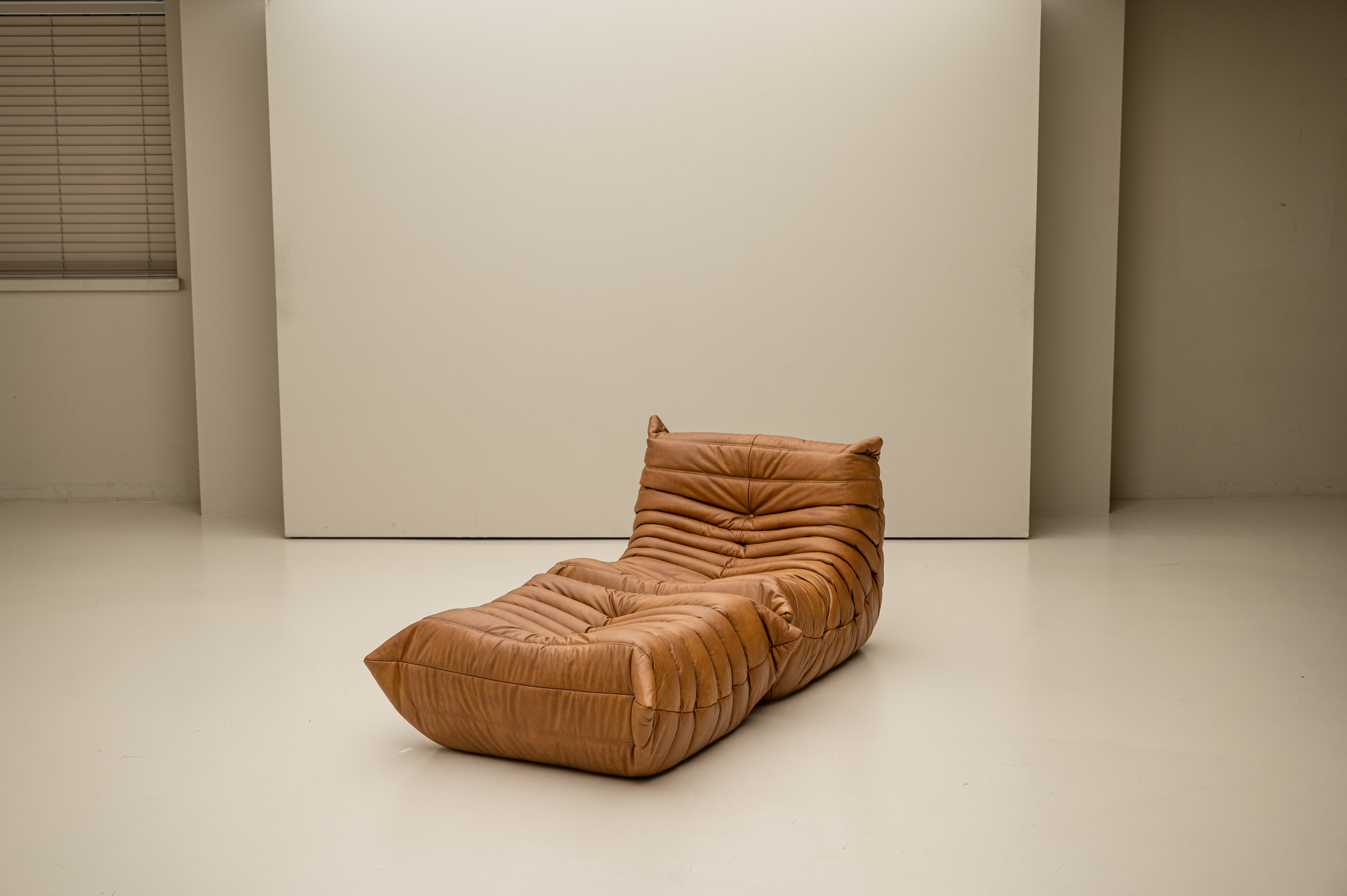 PH 17 빈백 애벌레 1인용+스툴 가죽모듈쇼파 이태리 내추럴 천연면피 전체가죽 토고