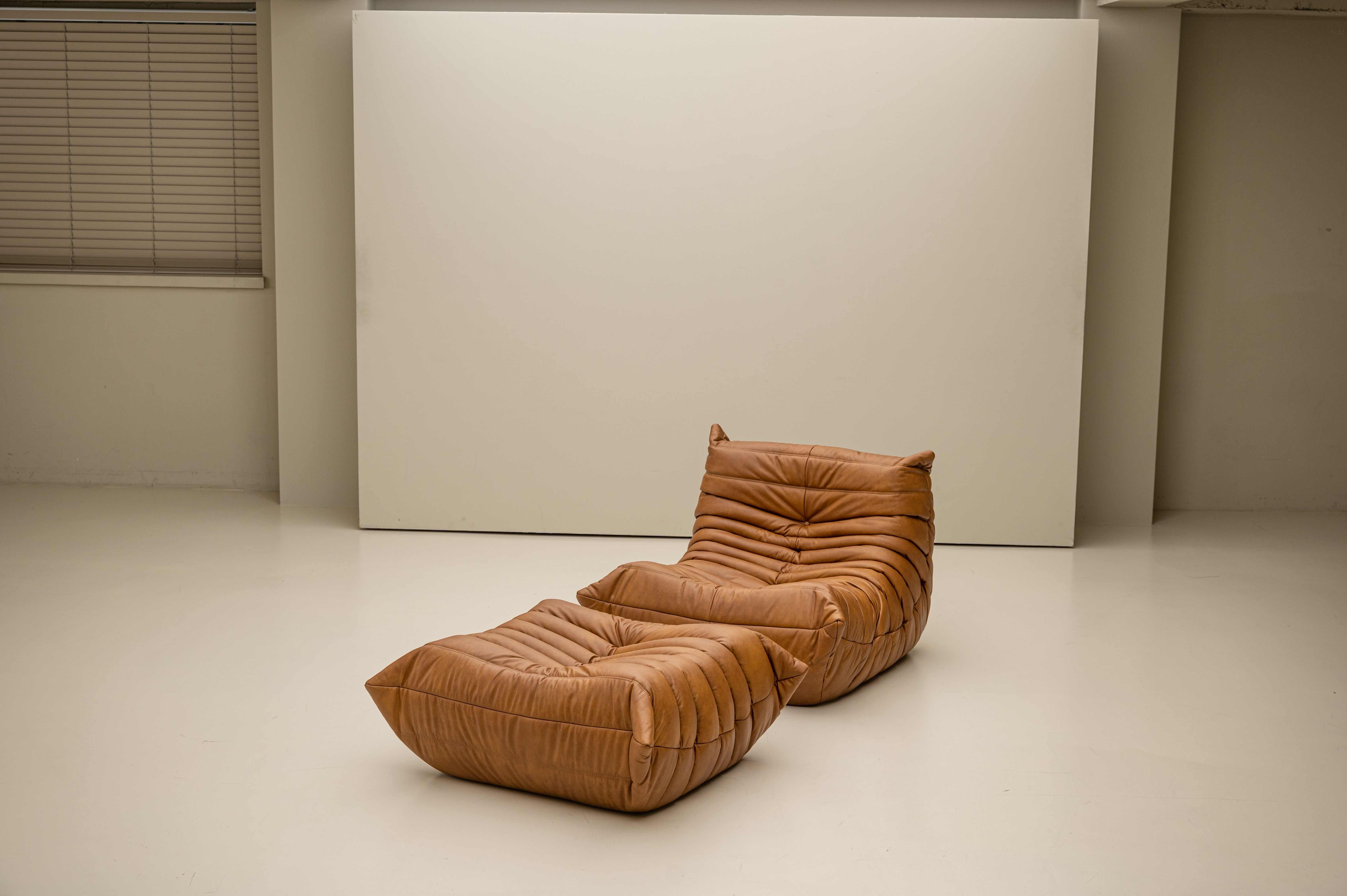 PH 17 빈백 애벌레 1인용+스툴 가죽모듈쇼파 이태리 내추럴 천연면피 전체가죽