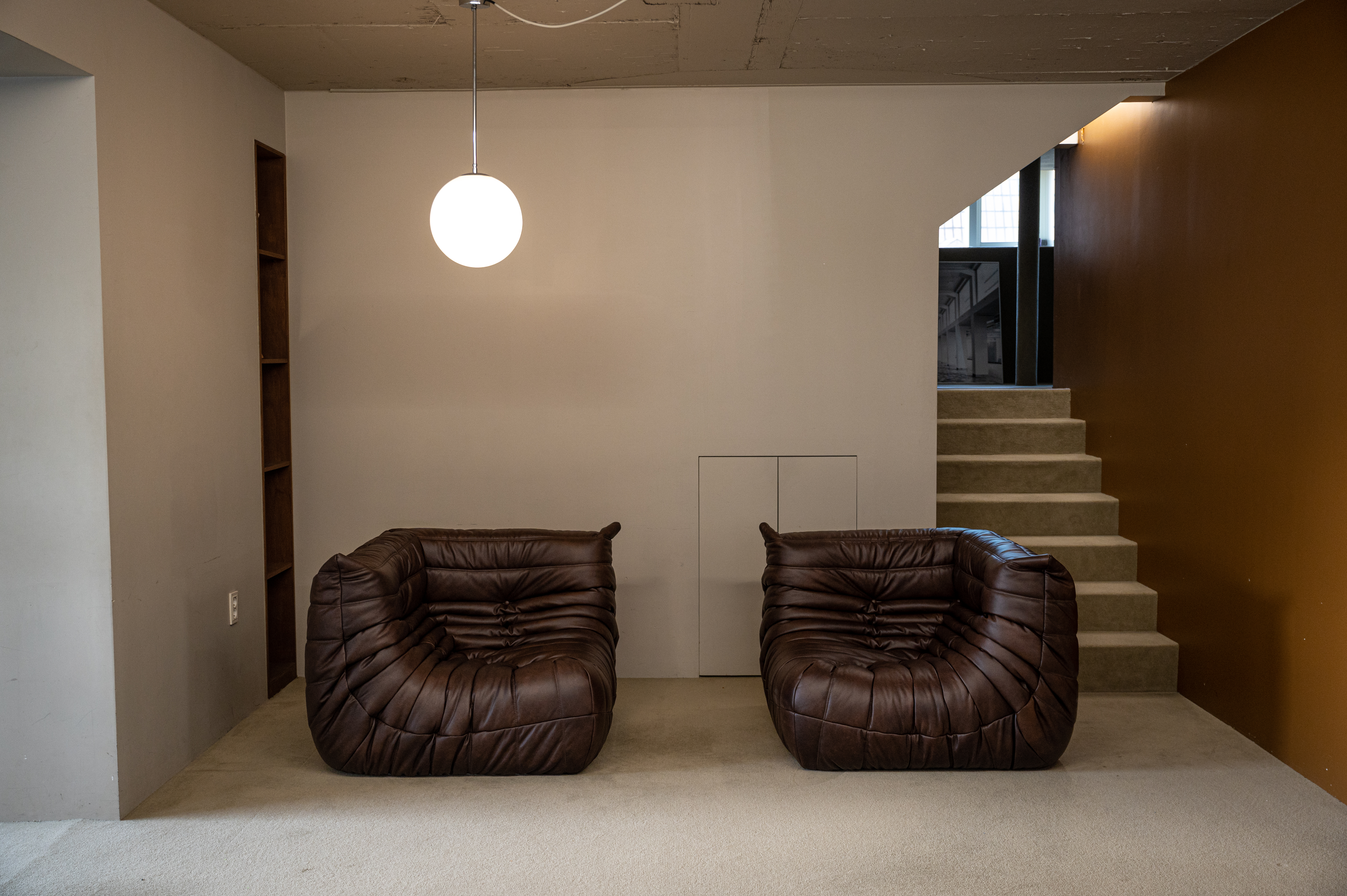 PH17 코너+코너 가죽모듈쇼파 내추럴 통가죽 천연면피 전체가죽 4인 번데기 빈백소파