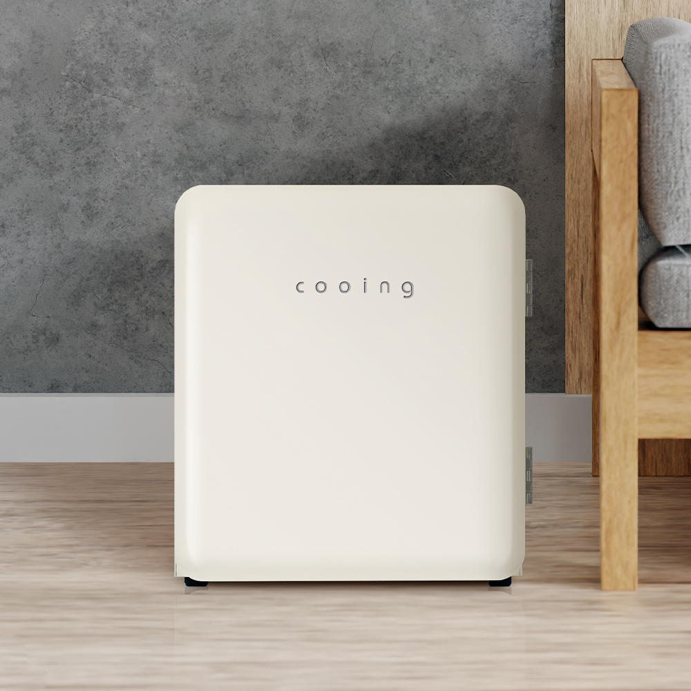 쿠잉 레트로 미니화장품냉장고 약냉장고 초소형 무소음 예쁜