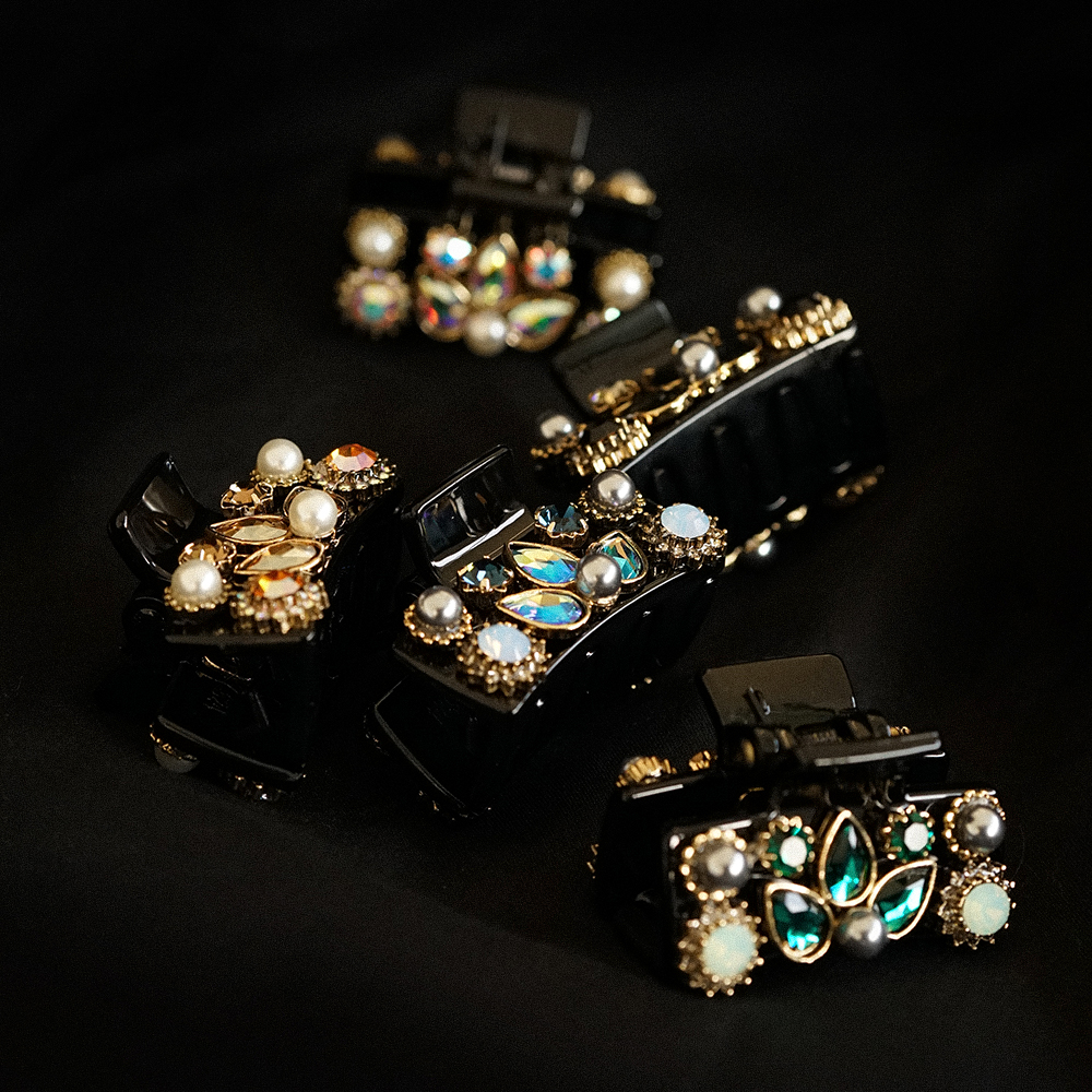 루드 클래식 블루밍 스몰 헤어클립 L23SSAC4