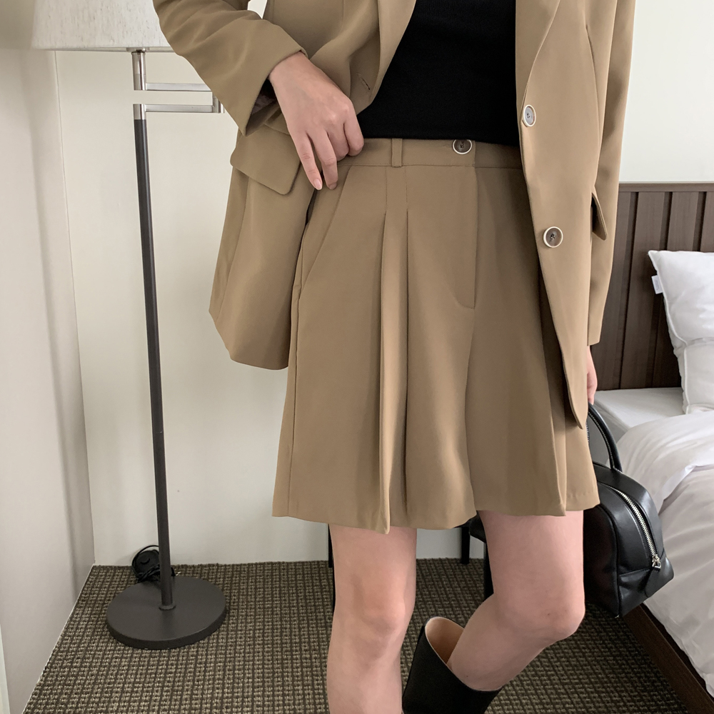 하이웨스트 핀턱 와이드팬츠 여자 반바지 5부 반바지 밴딩 여성슬랙스 가을 정장 버뮤다팬츠