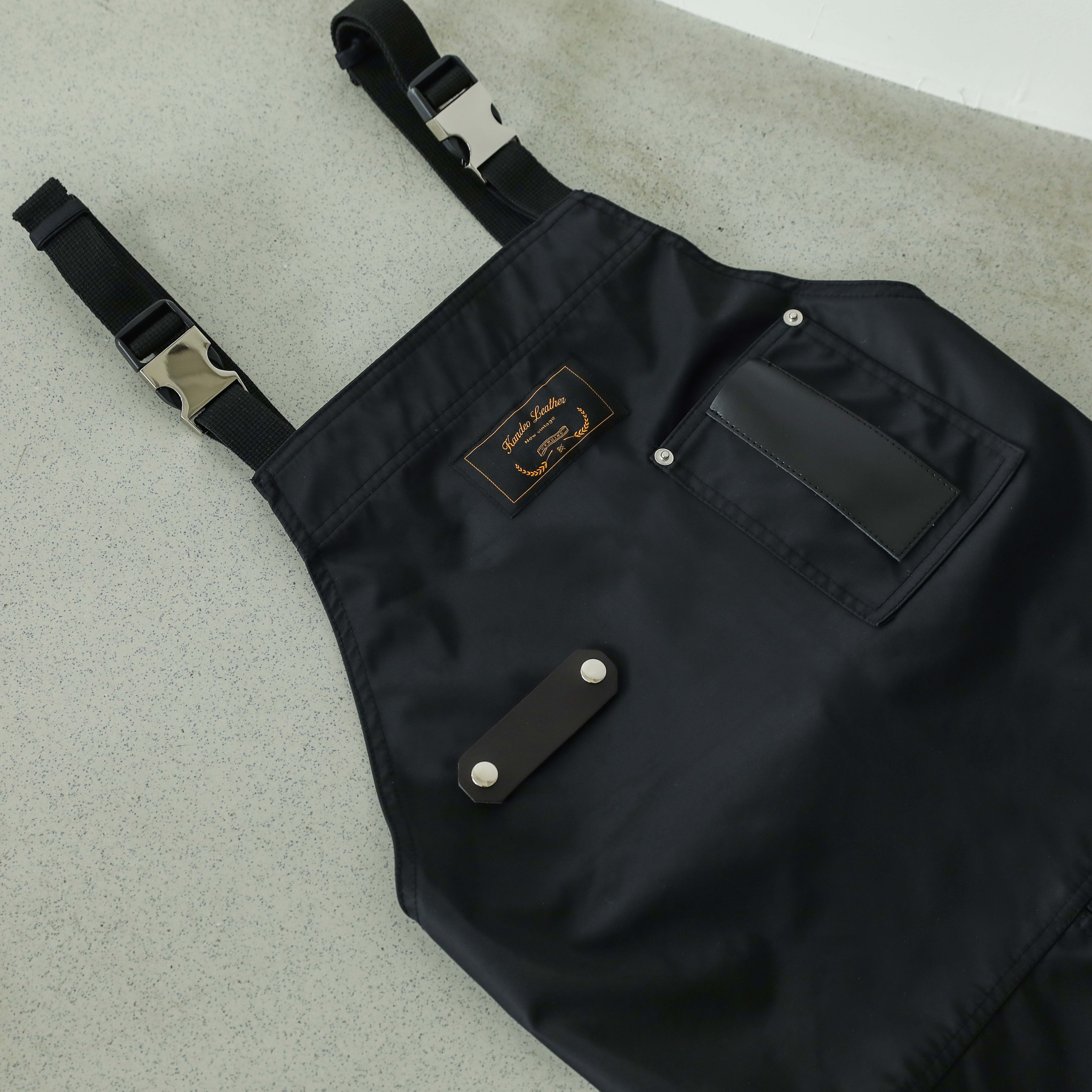 몬타나 방수블랙 칸데오레더 공방 미용실 카페 미용사 바리스타 앞치마 가죽 앞치마 방수앞치마