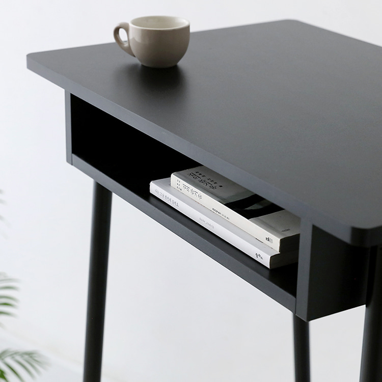 서서일하는 책상 서서쓰는 키다리 스탠드 책상 높은테이블