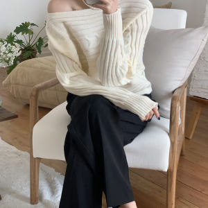 시즈닝 봄 간절기 루즈핏 골지 꽈배기 어깨 트임 오프숄더 입술넥 여성 보... 착용 후기 | 사이즈/핏 총정리 - 상품 이미지 2