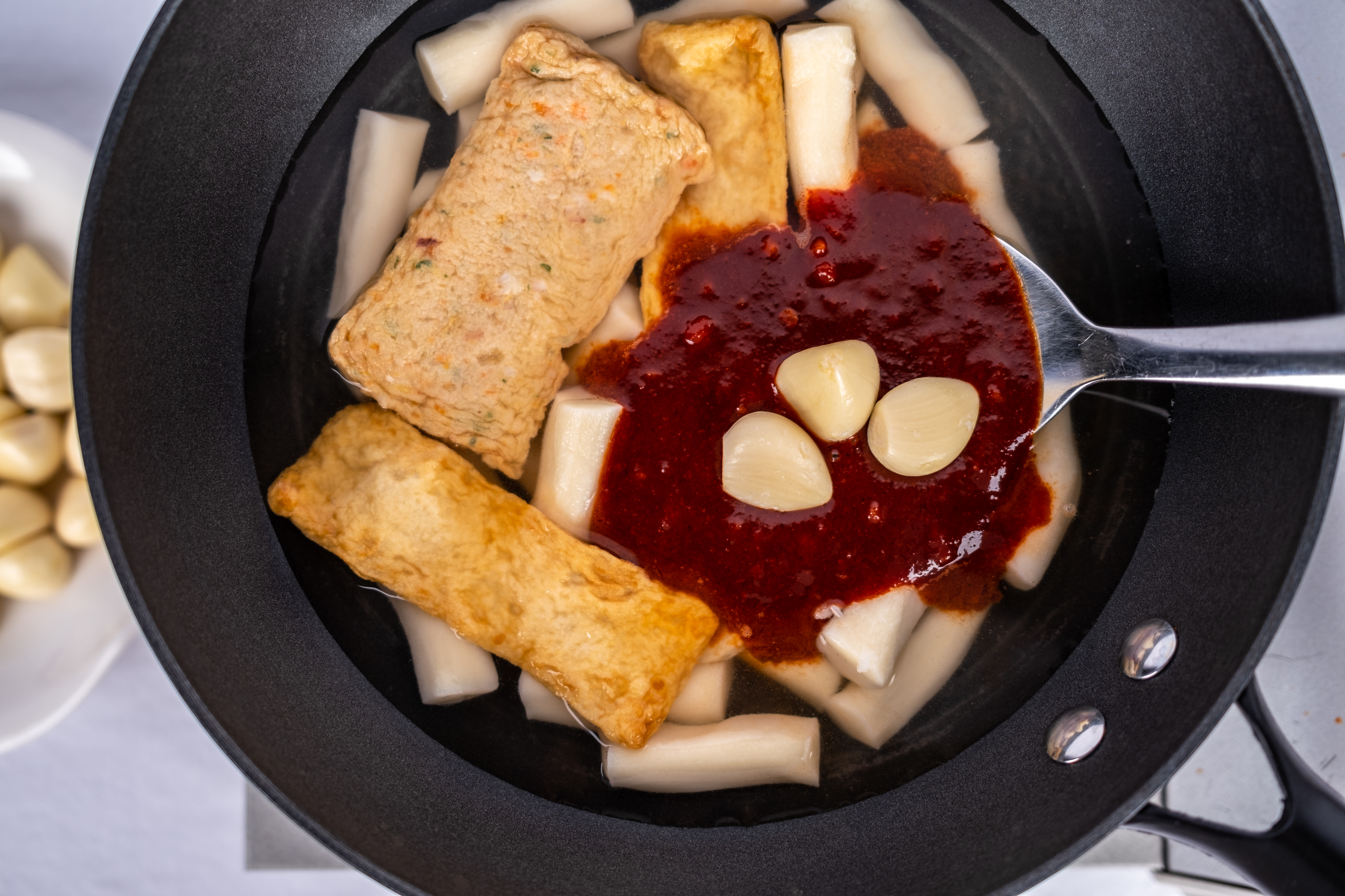 사과떡볶이-마늘떡볶이 밀키트 마늘팩 보통맛 - 상세 이미지 3