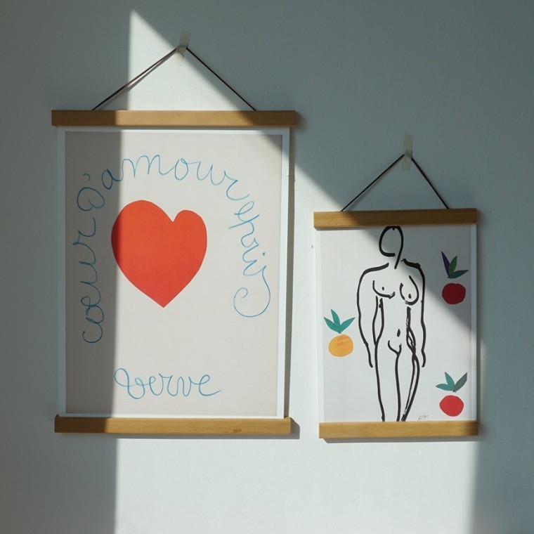 포스터걸이 벽걸이액자 원목액자 자석액자