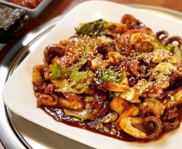 쭈꾸미잡스 매콤 양념 쭈꾸미 볶음 캠핑 음식 요리 밀키트 맛집 2인분 600g, 5개 - 상세 이미지 4