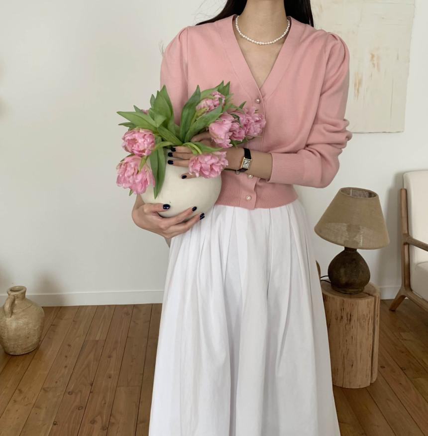 [단독] 라미르 가을 브이넥 진주버튼 퍼프 브이넥 간절기 파스텔 루즈핏 가디건 상세 이미지 66
