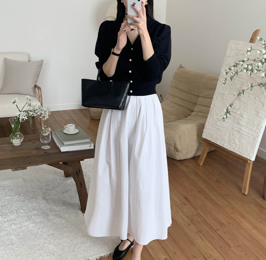 [단독] 라미르 가을 브이넥 진주버튼 퍼프 브이넥 간절기 파스텔 루즈핏 가디건 상세 이미지 21