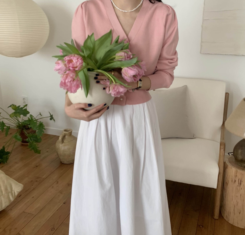 [단독] 라미르 가을 브이넥 진주버튼 퍼프 브이넥 간절기 파스텔 루즈핏 가디건 상세 이미지 60