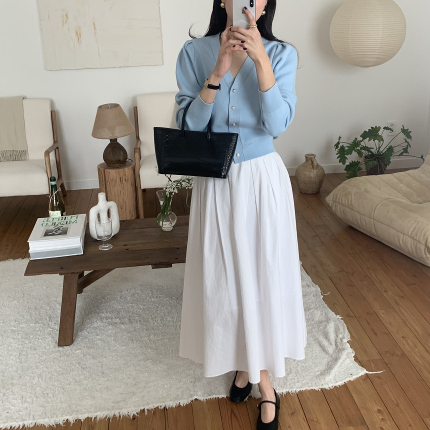 [단독] 라미르 가을 브이넥 진주버튼 퍼프 브이넥 간절기 파스텔 루즈핏 가디건 상세 이미지 80