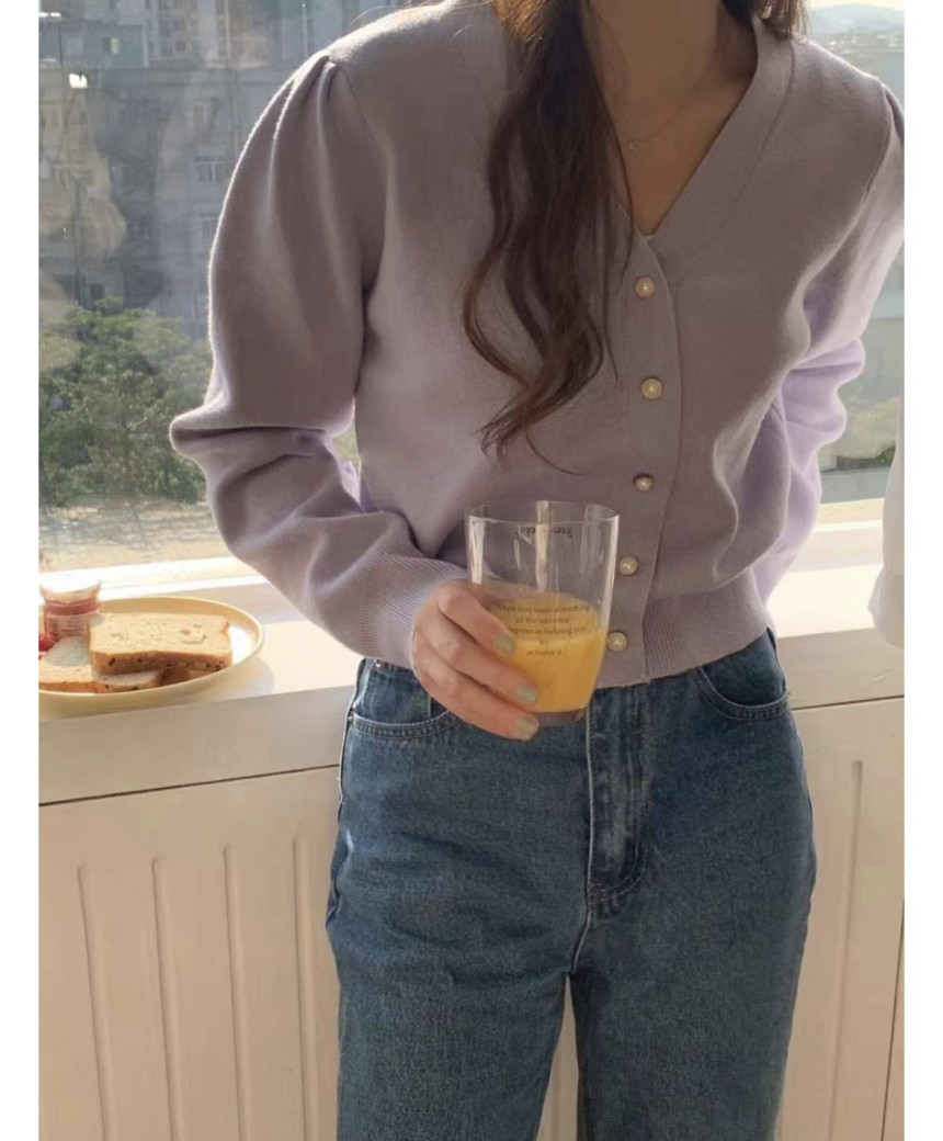 [단독] 라미르 가을 브이넥 진주버튼 퍼프 브이넥 간절기 파스텔 루즈핏 가디건 상세 이미지 56