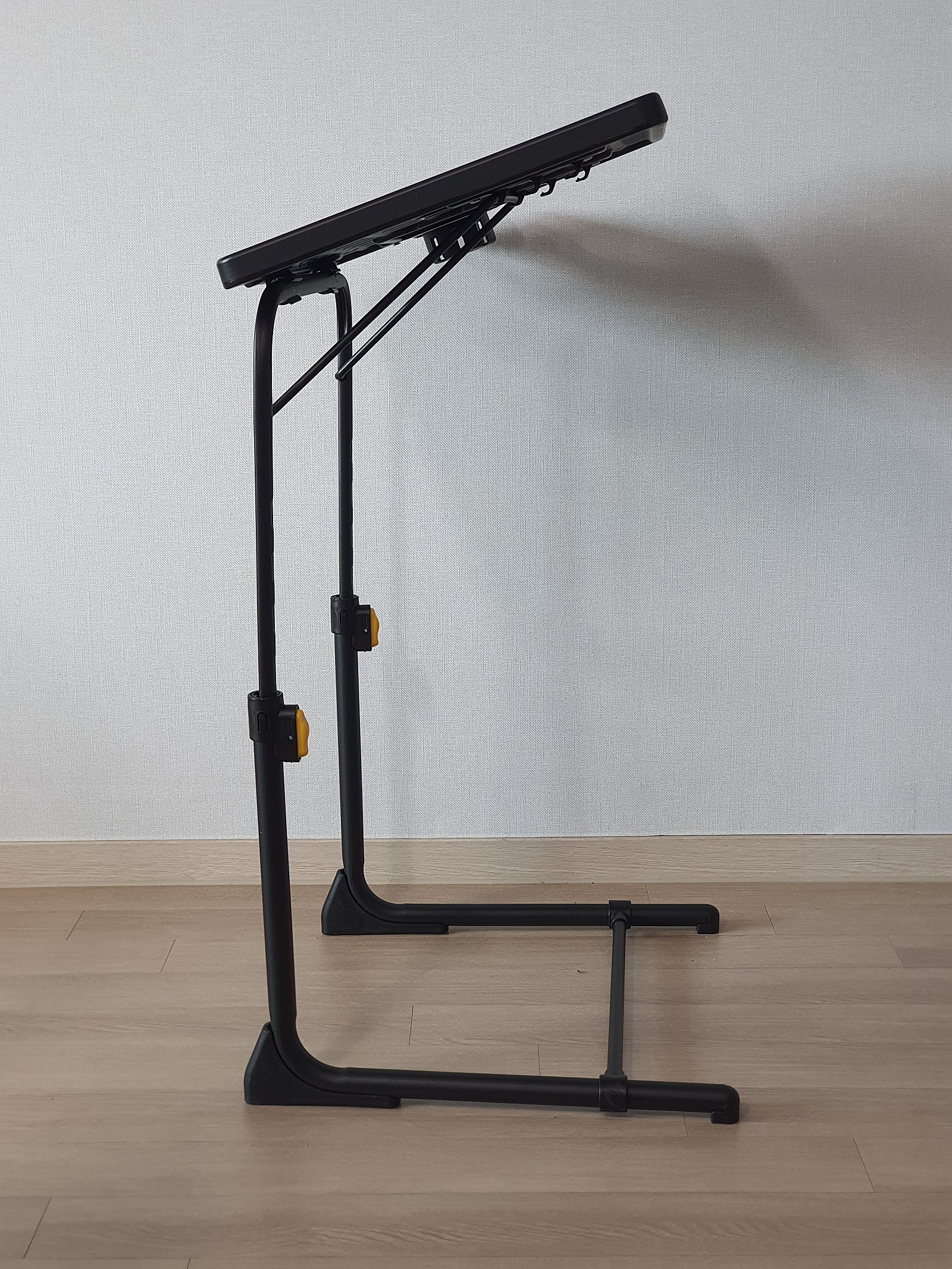 사이드테이블 5238 높이 각도 조절 노트북 책상 간이 베드 쇼파 테이블