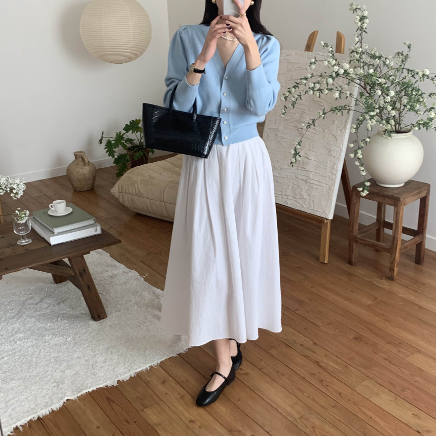 [단독] 라미르 가을 브이넥 진주버튼 퍼프 브이넥 간절기 파스텔 루즈핏 가디건 상세 이미지 95