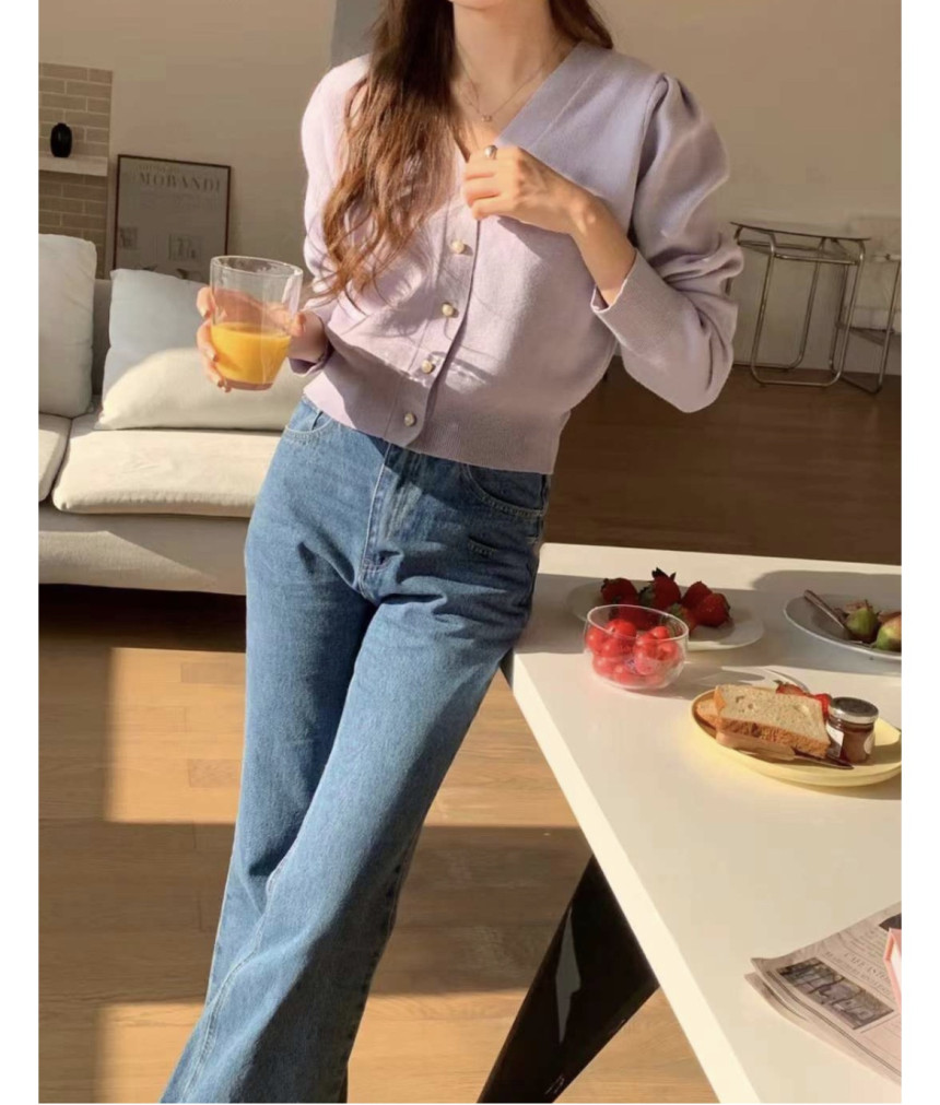 [단독] 라미르 가을 브이넥 진주버튼 퍼프 브이넥 간절기 파스텔 루즈핏 가디건 상세 이미지 50