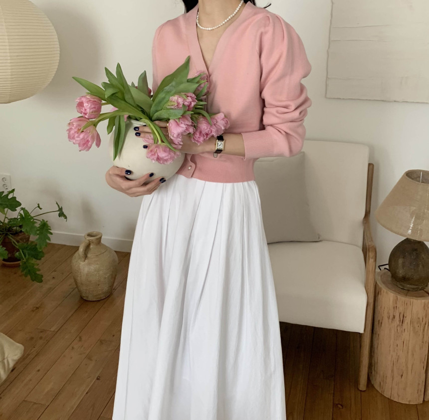 [단독] 라미르 가을 브이넥 진주버튼 퍼프 브이넥 간절기 파스텔 루즈핏 가디건 상세 이미지 63