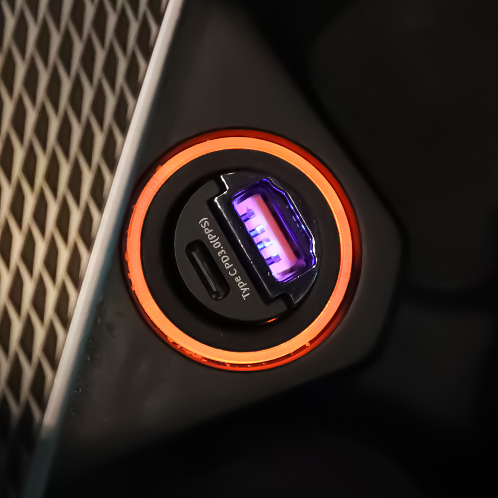 지토스 45W PD USB A타입 C타입 듀얼포트 미니 차량용 핸드폰충전기 매립 고속시거잭 - 상세 이미지 3