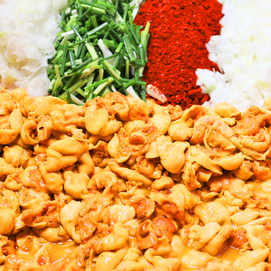 부드럽고 쫄깃한 제철 멍게무침 600g (300g x 2통) 이미지 6