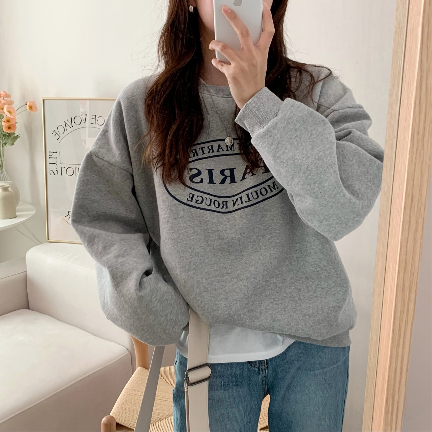 루즈핏 파리스 레터링 프린팅 퍼프 여성 맨투맨 박스티 여자 겨울 티셔츠 코튼 기모 맨투맨 - 메인 이미지