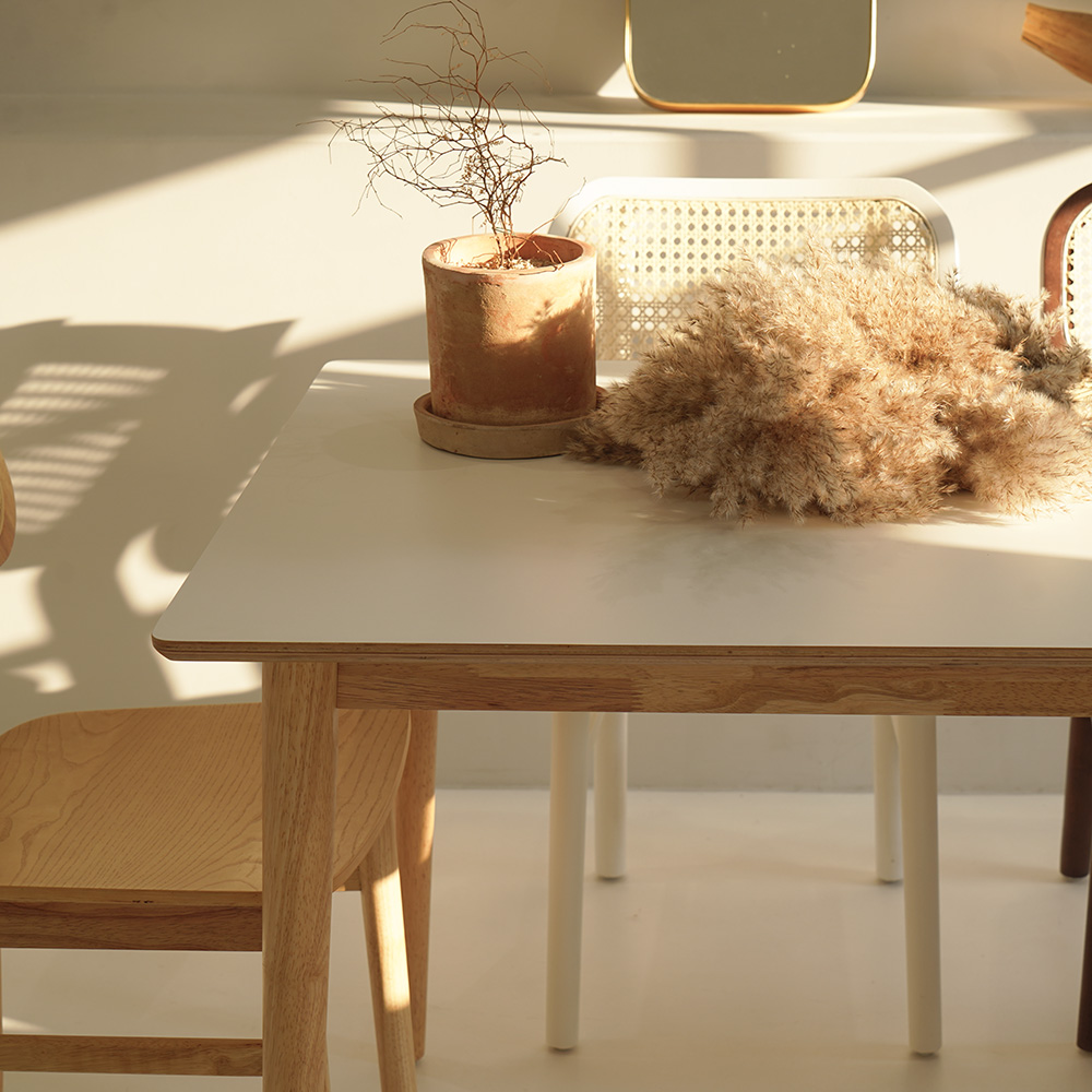 자야캠핑 카야니 양면 HPM 유칼립투스 원목 직사각 4인용 식탁 테이블 1400