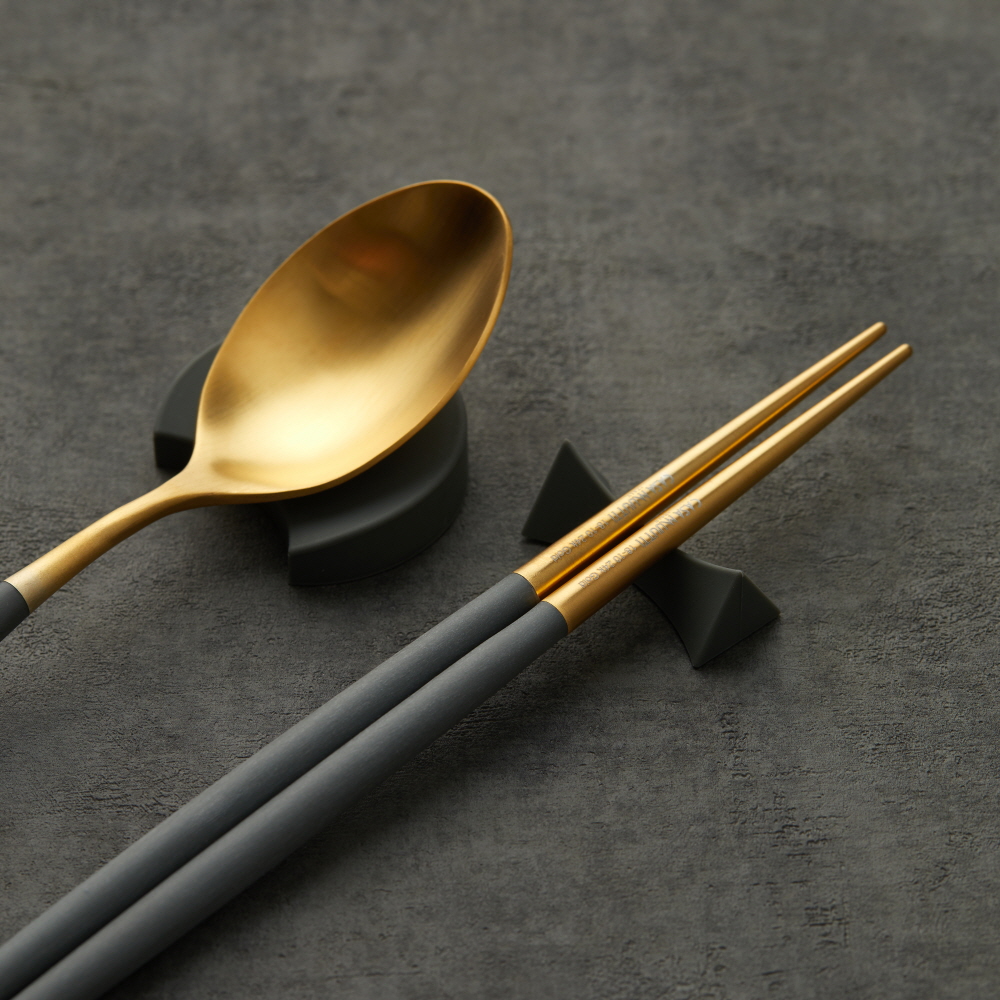 까사무띠 아모르 커트러리 양식기 카페 브런치 레스토랑 / 골드 4인수저세트