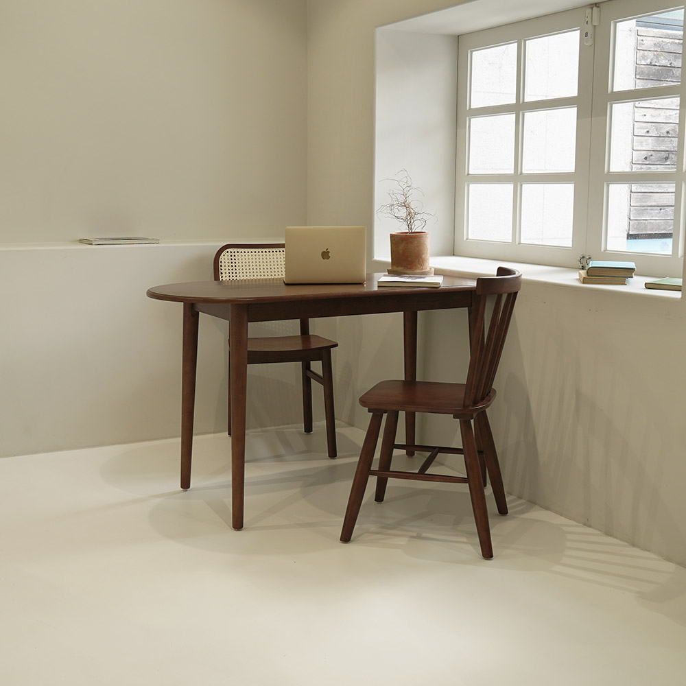 자야캠핑 포르보 월넛 원목 반타원형 2인 4인 식탁 카페 테이블 1200