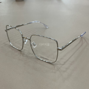 [명품 안경] 보테가베네타 신제품 BV1110O 안경 자외선차단안경 무도수 블루라이트차단안경 메탈테