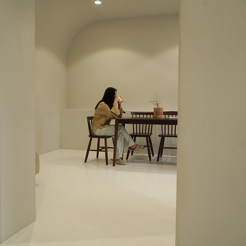 자야캠핑 포르보 월넛 원목 직사각형 2인 4인 식탁 테이블 1200