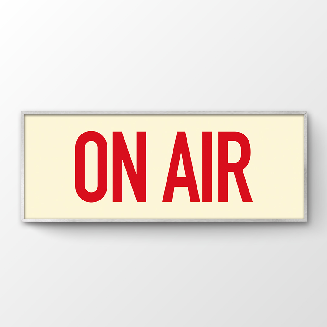 레드 타이포 가로형 포스터 카페 스튜디오 인테리어 홈카페 벽장식 액자 ON AIR - 상품 이미지