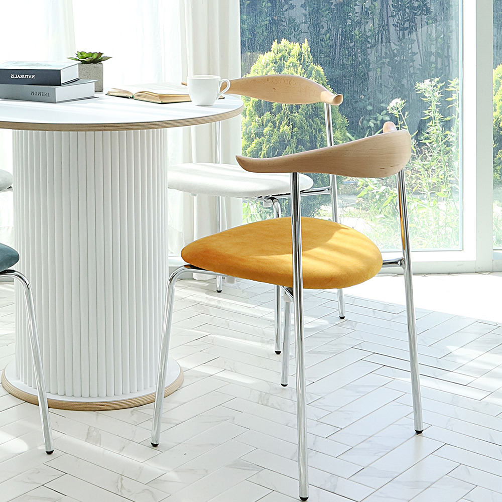 미드센츄리 모던 카우체어 인테리어 소뿔 카페 의자 칼한센 CL452