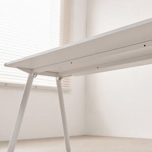 스칸디무드 커렌트 게이밍 컴퓨터 책상 1800x700mm, 화이트 솔직 후기 | 실제 배치 사진 포함 - 상품 이미지 4